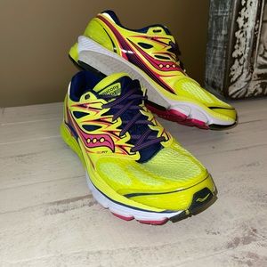Saucony worn once , great condition